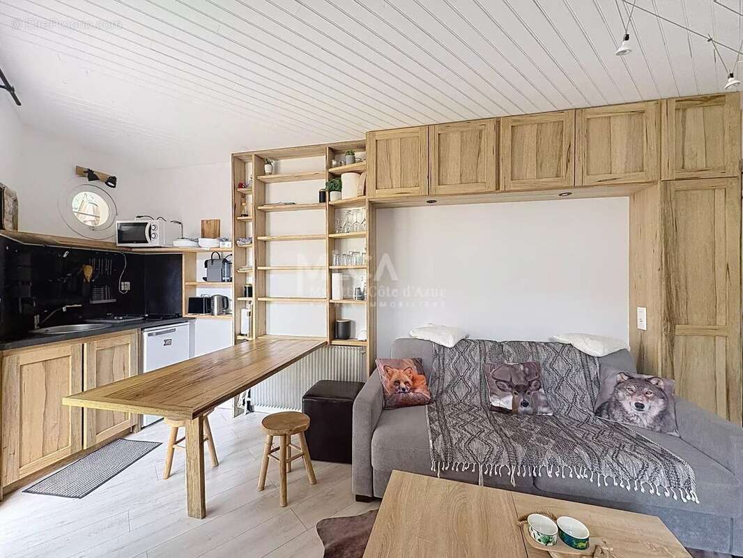 Appartement à SAINT-ETIENNE-DE-TINEE