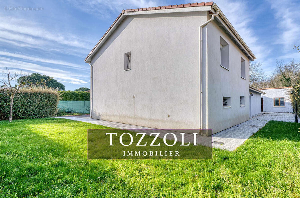 Maison à L'ISLE-D'ABEAU