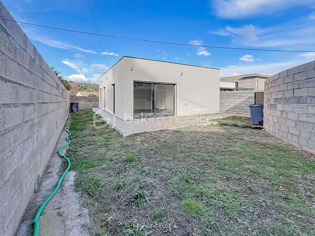 Maison à CLERMONT-L&#039;HERAULT