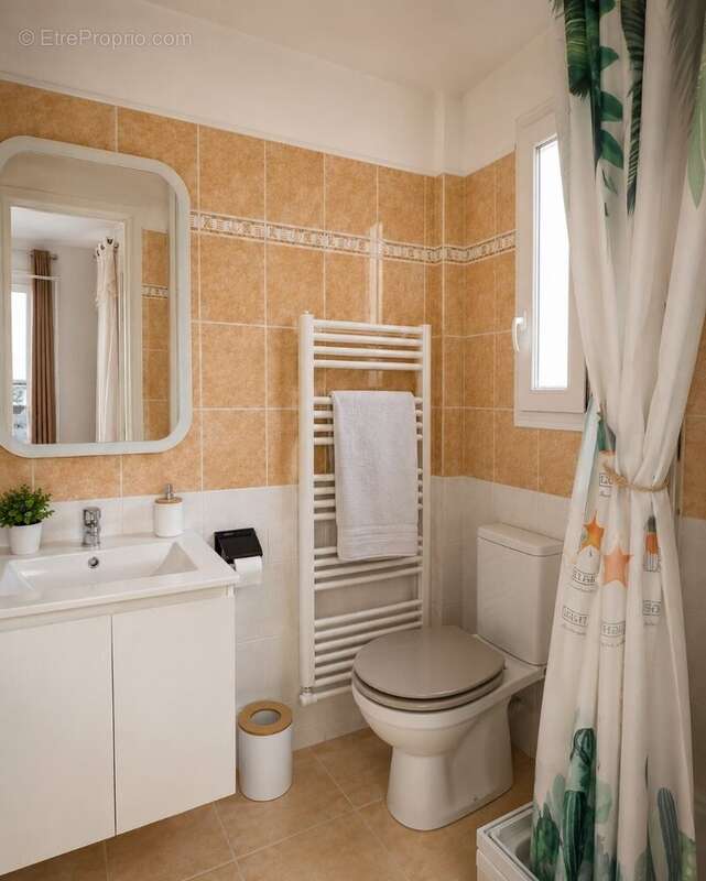 Duplex 35 m² avec jardinet  Tourrette-Levens hypercentre - photo 5