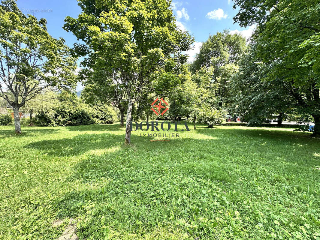 Terrain à SAINT-PIERRE-D'ALLEVARD