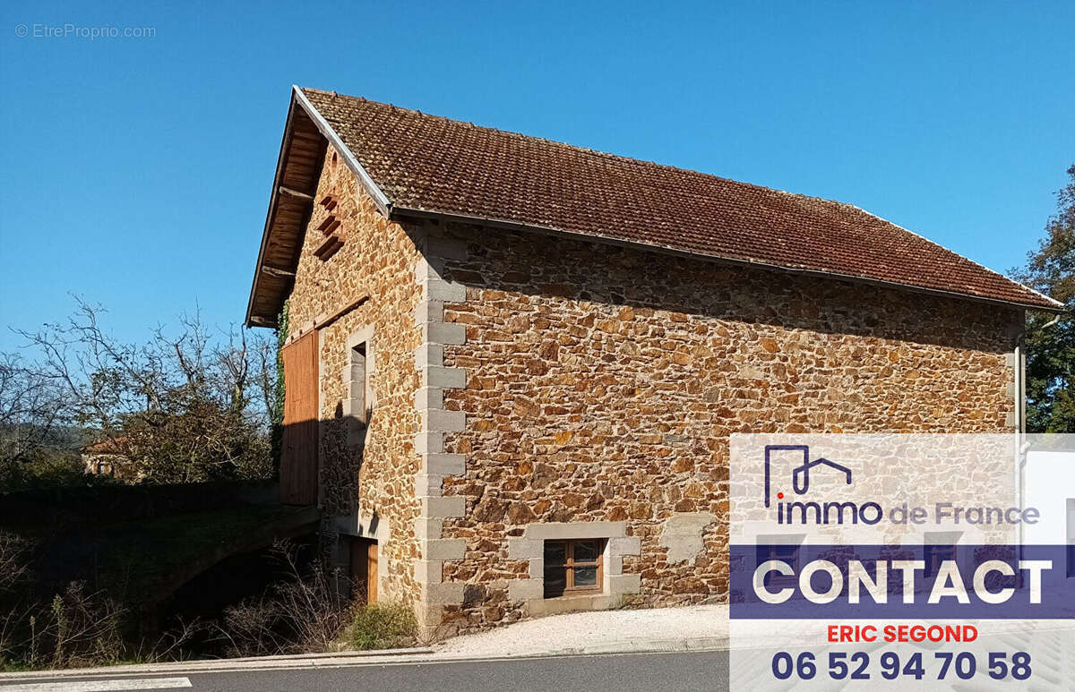 Maison à FLAGNAC