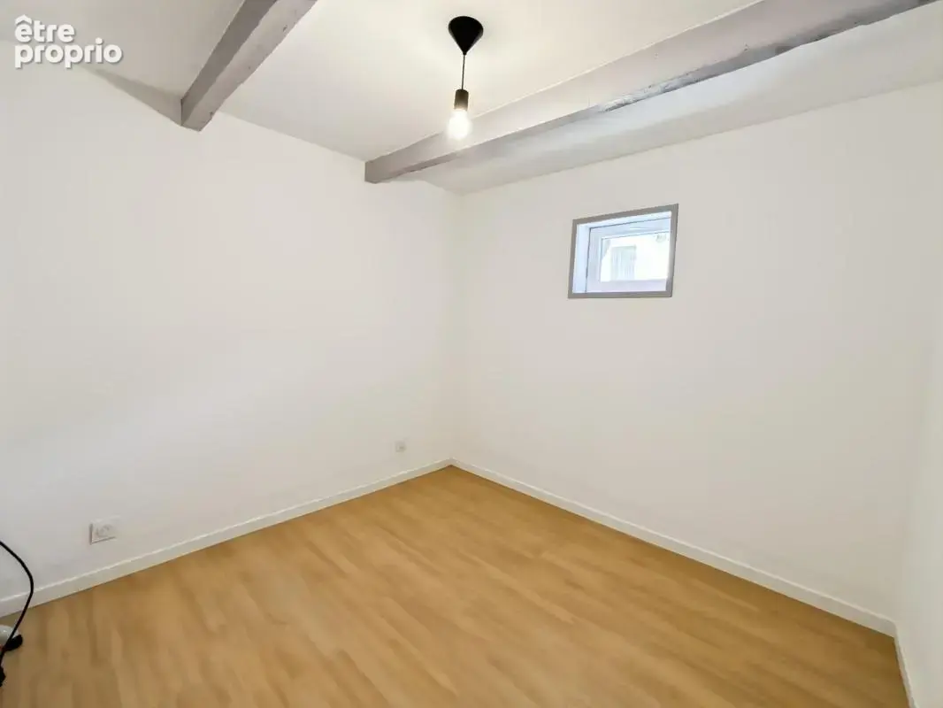 Agréable maison individuelle à proximité des commodités avec jardin clos et garage - photo 10