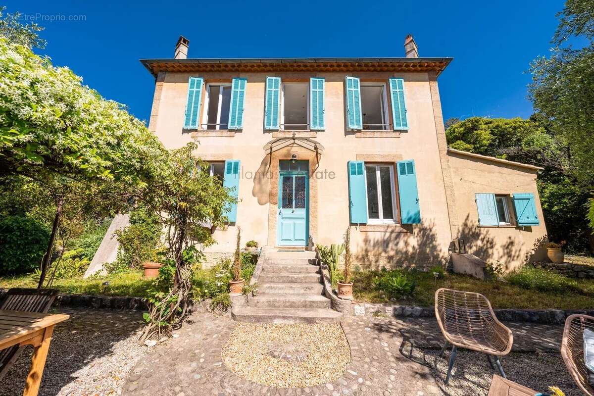 Maison à GRASSE