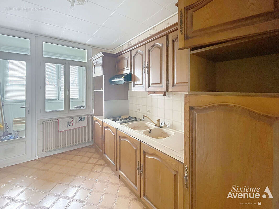 Appartement à VENISSIEUX