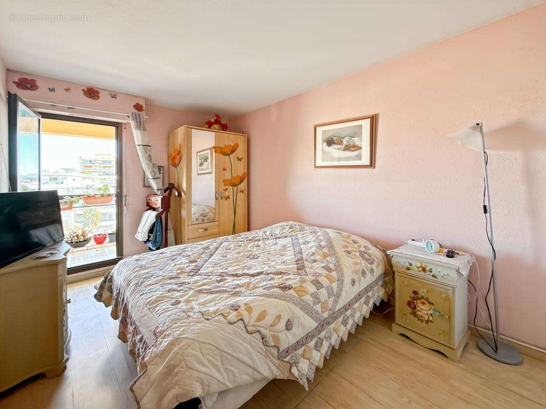 Appartement à FREJUS