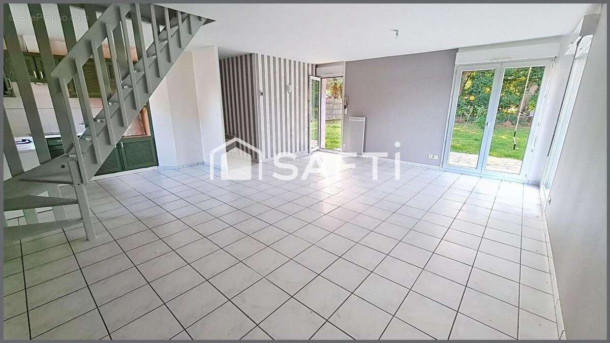 Photo 3 - Maison à ROMILLY-SUR-ANDELLE