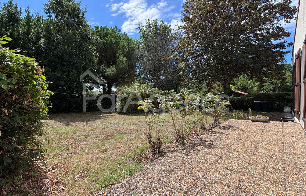 Maison de plain-pied sur terrain de 633 m2 - photo 16