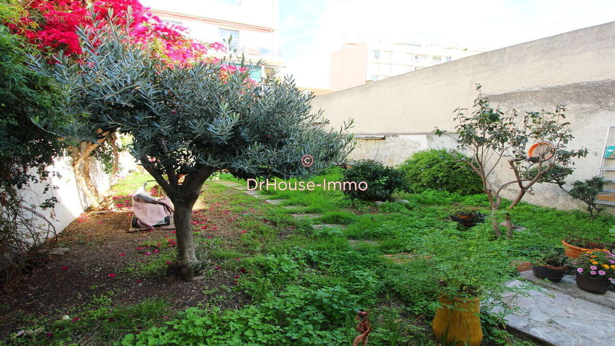 Maison à MARSEILLE-3E