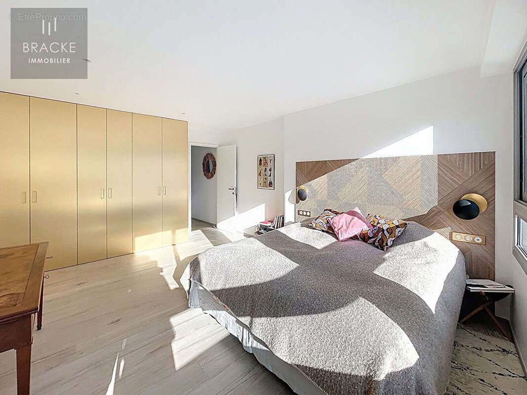 Appartement  5 pièces -  143 m2- COURBEVOIE CENTRE-HEROLD - photo 6