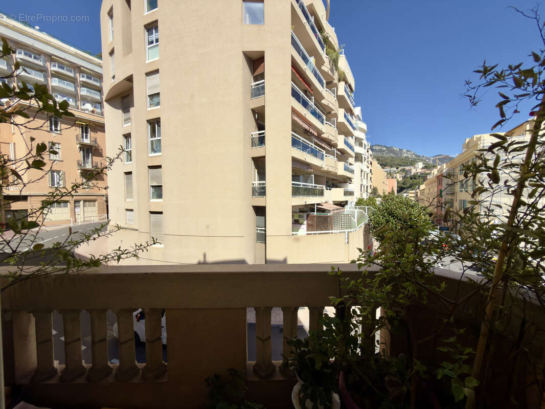 Appartement à BEAUSOLEIL