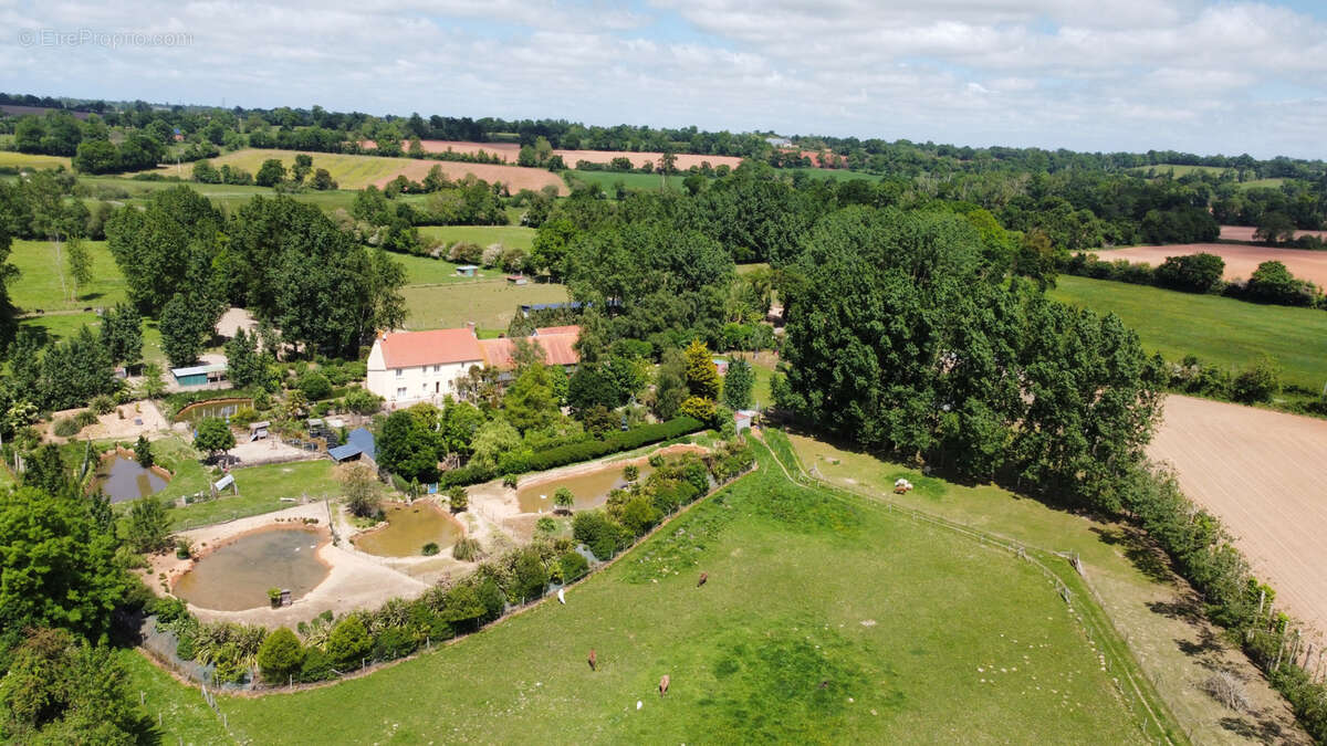 Maison à ISIGNY-SUR-MER