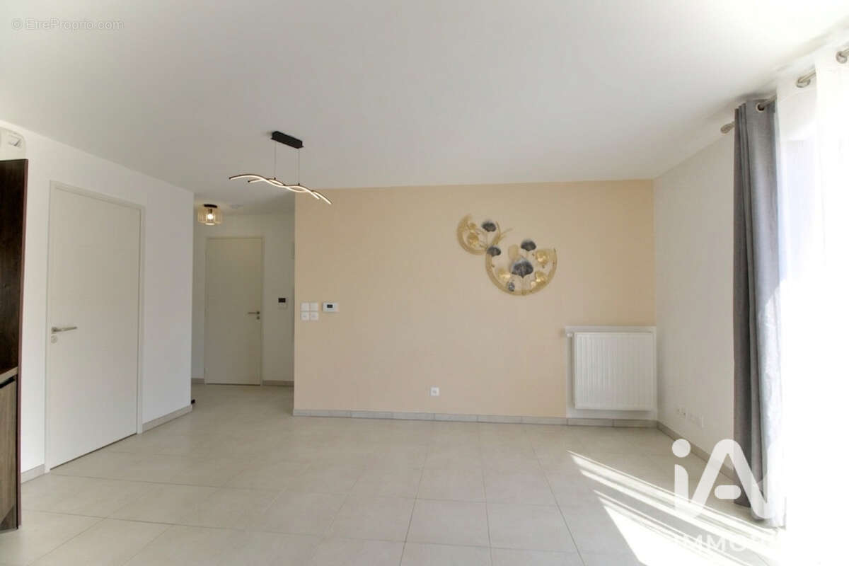 Appartement 47 m² à Le Puy-Sainte-Reparade  - photo 8