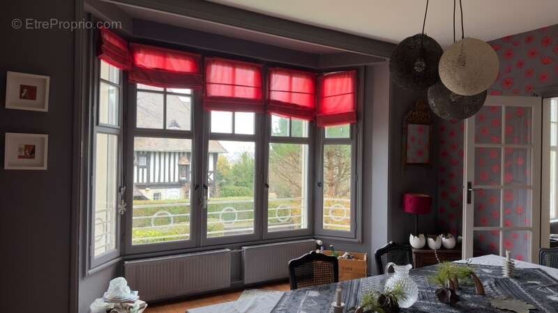 Maison à MONT-SAINT-AIGNAN