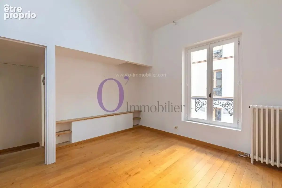 Maison de ville atypique sur cour, lumineuse, calme, commercialité - photo 10