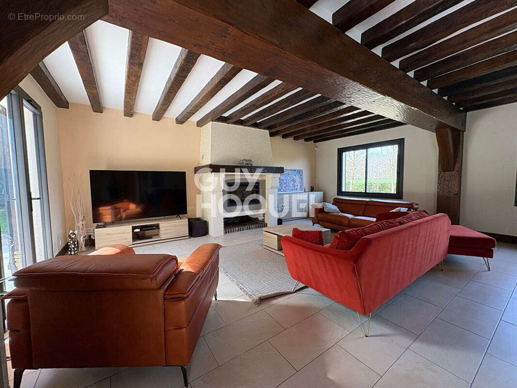 Maison à PULLAY