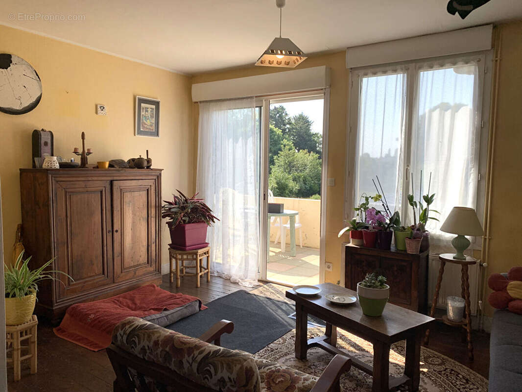 SAINT SAUVEUR LE VICOMTE, dans le bourg, agréable maison de ville, avec jardin. - photo 3