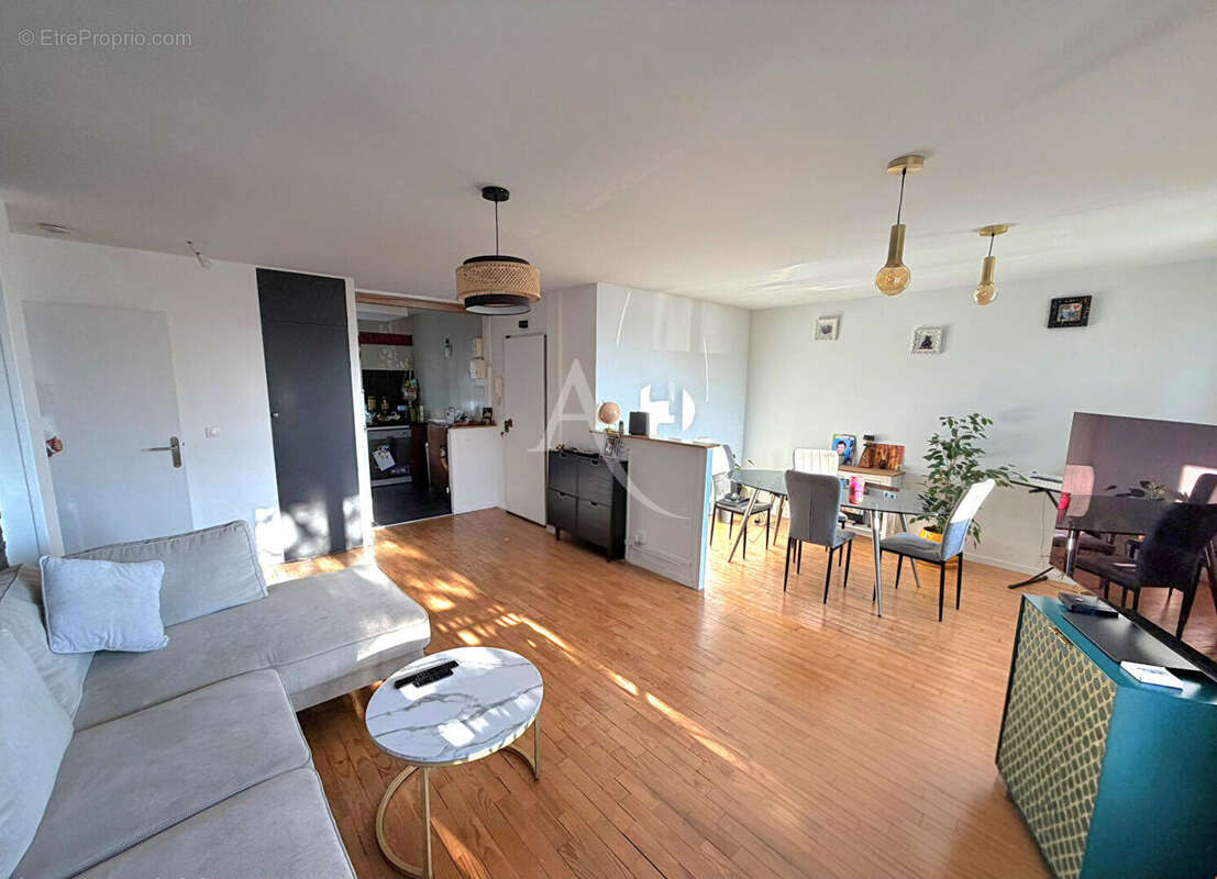 Appartement à NEUILLY-PLAISANCE