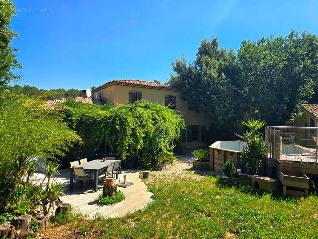 Maison à BELCODENE