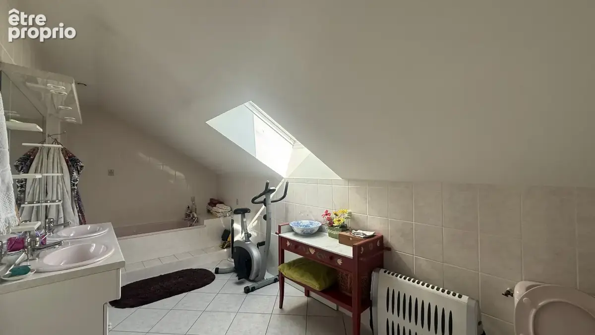 Saint-Dié-des-Vosges - Sur les hauteurs - Maison familiale 160m2 - photo 16