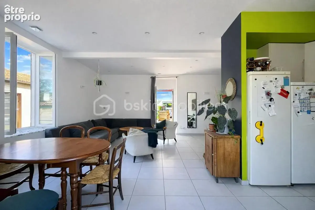 Maison familiale 5 chambres – Brindas, limite Craponne – Terrasse XXL & jardin - photo 5