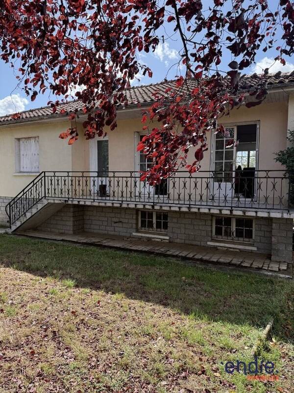 Maison à EXIDEUIL