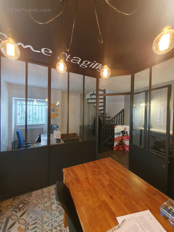 Bron centre pas de porte local bureaux - photo 3
