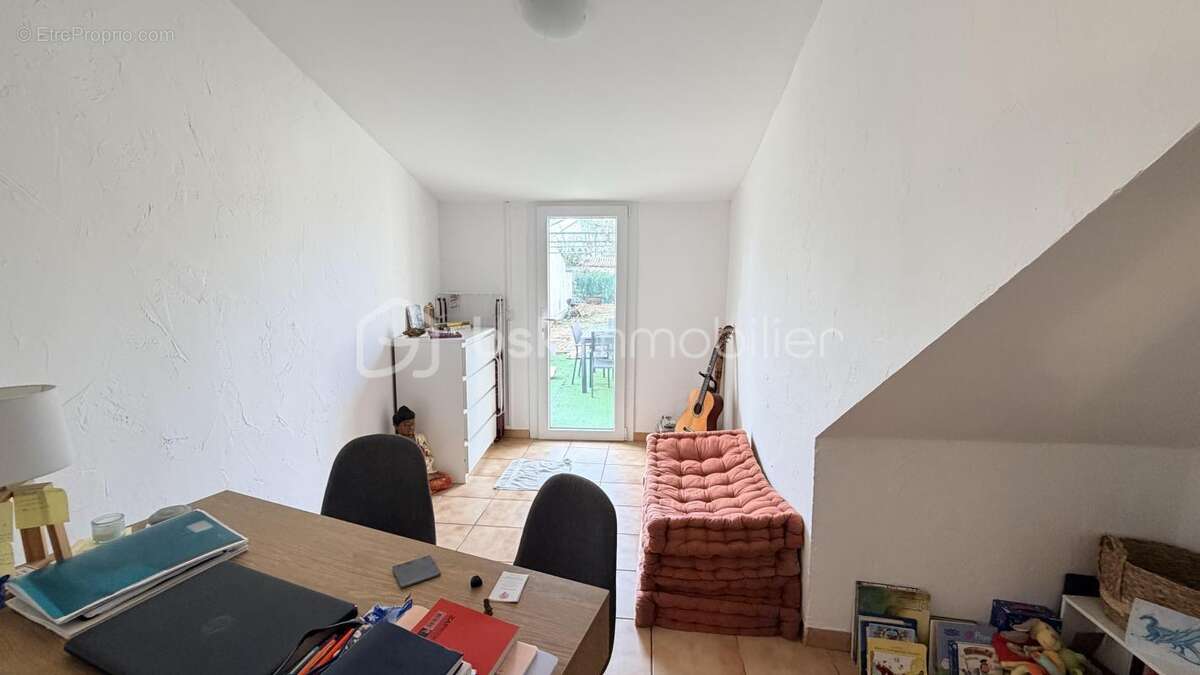 Maison de village en deux faces avec garage et jardin - photo 12