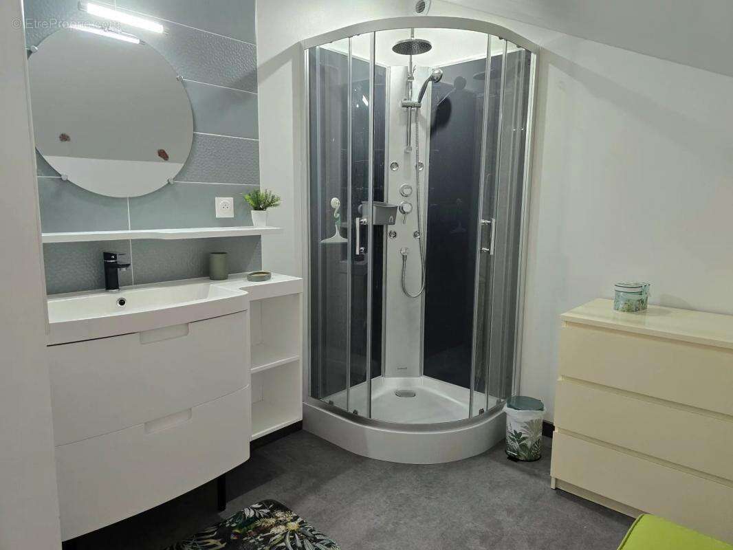 Maison à BOUTEILLES-SAINT-SEBASTIEN