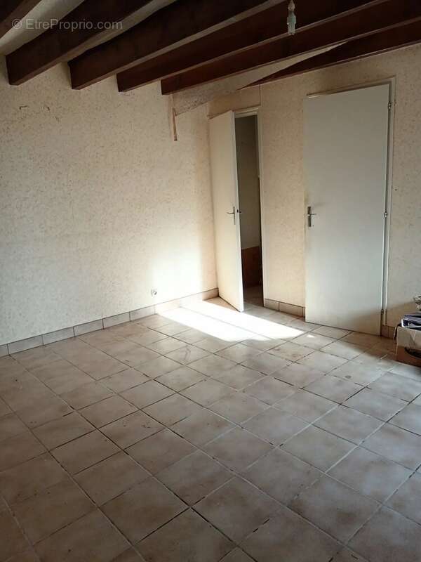 Maison à NUEIL-LES-AUBIERS