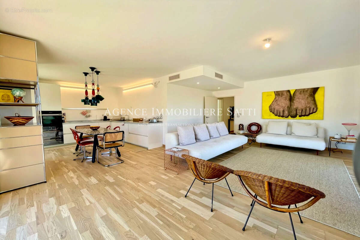 Appartement à SAINT-TROPEZ