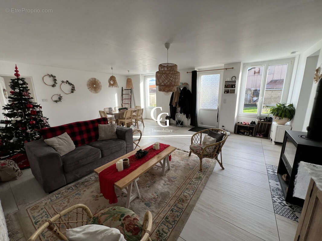 Maison à LA PLANCHE