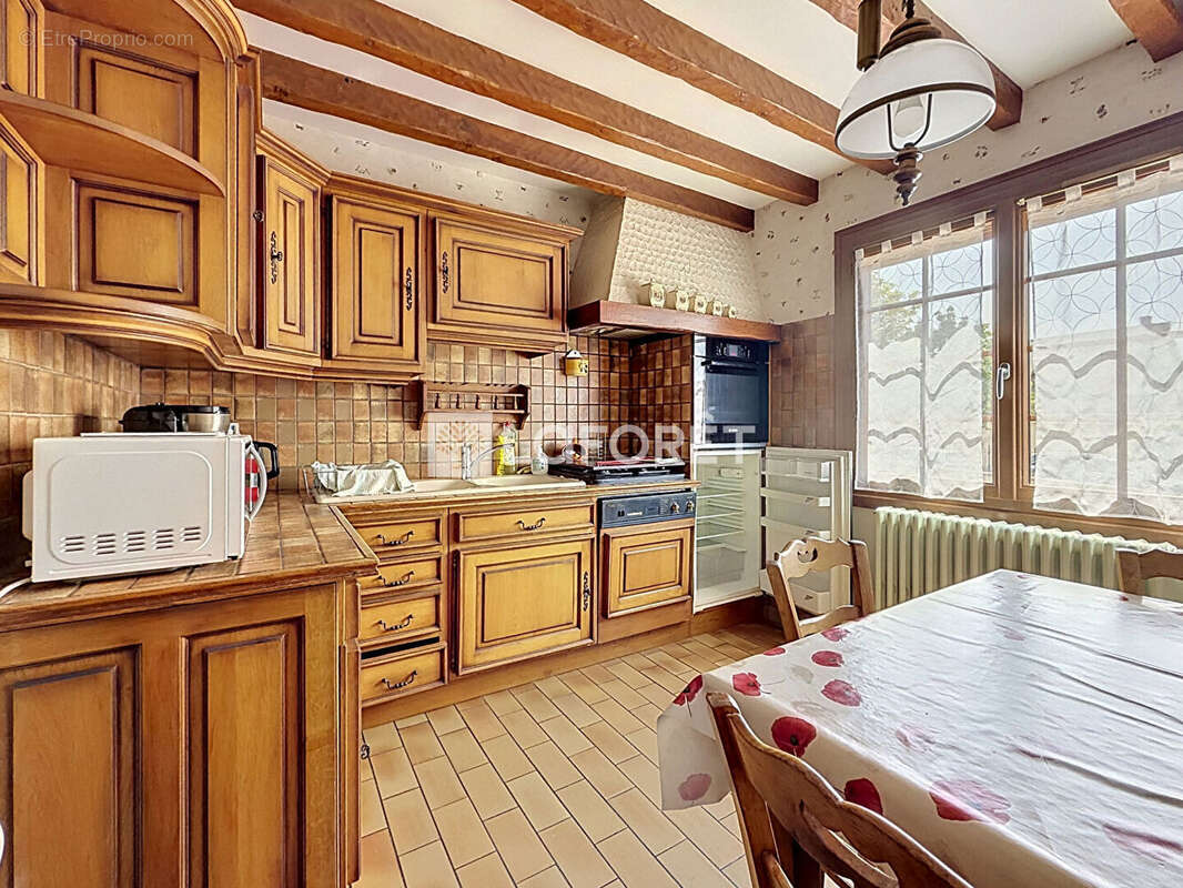 Maison Les Trois Lacs 5800m² terrain - photo 4