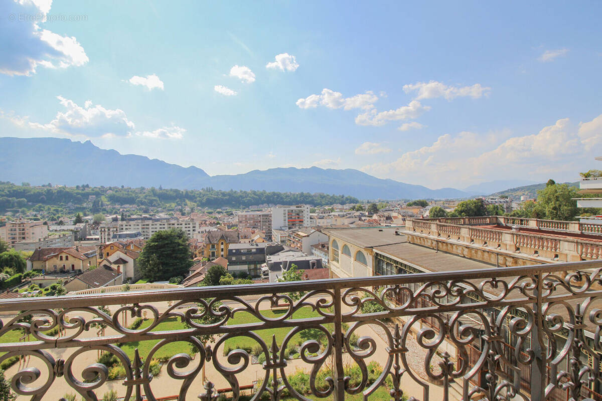 Appartement à AIX-LES-BAINS