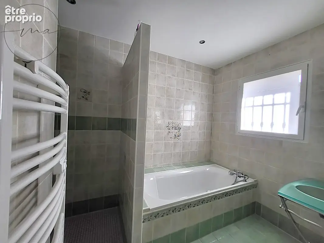 Caux - Proche Pézenas -Élégante villa de 175 m2, 4 chambres, piscine, garage, terrain clos de 855 m2 - photo 14