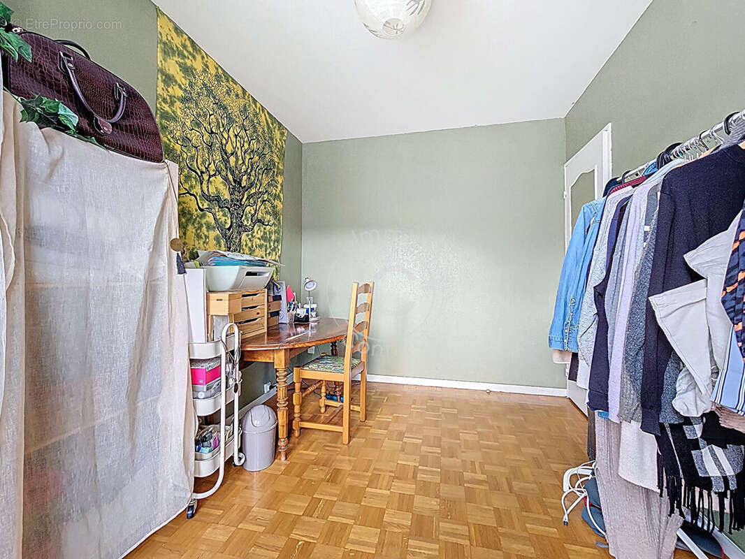 BAISSE DE PRIX - Appartement 76m²  4 pièces + cuisine - Secteur BELLEVUE - photo 5