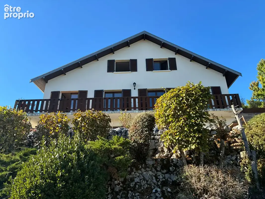Photo Maison à Thise au prix de 349 000€
