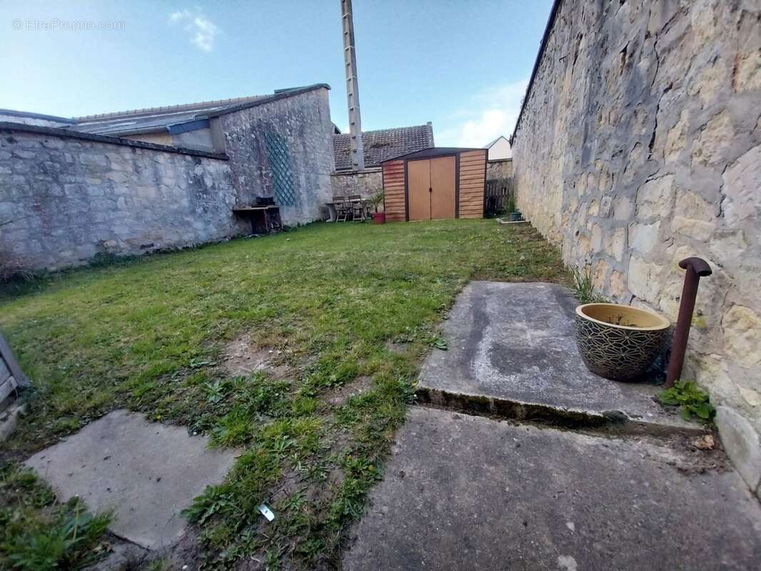 Immeuble composé d'un commerce et d'un appartement à vendre TROARN (14) - photo 3