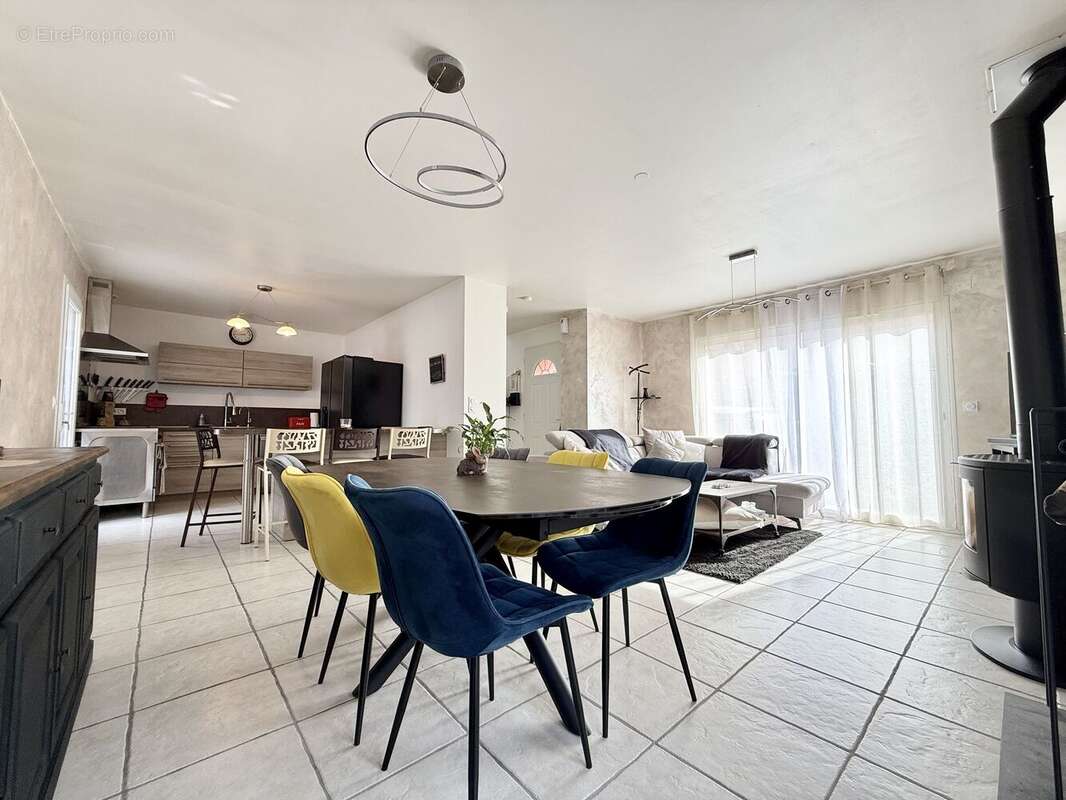 Maison à ESPIRA-DE-L'AGLY