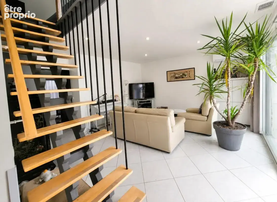Maison de 7 pièces de 146 m² au Plessis-Grohan - photo 4