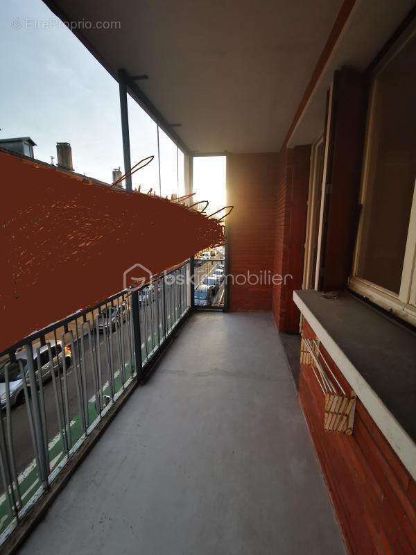 Matabiau - t4 92 m² lumineux -  2 balcons - - photo 13