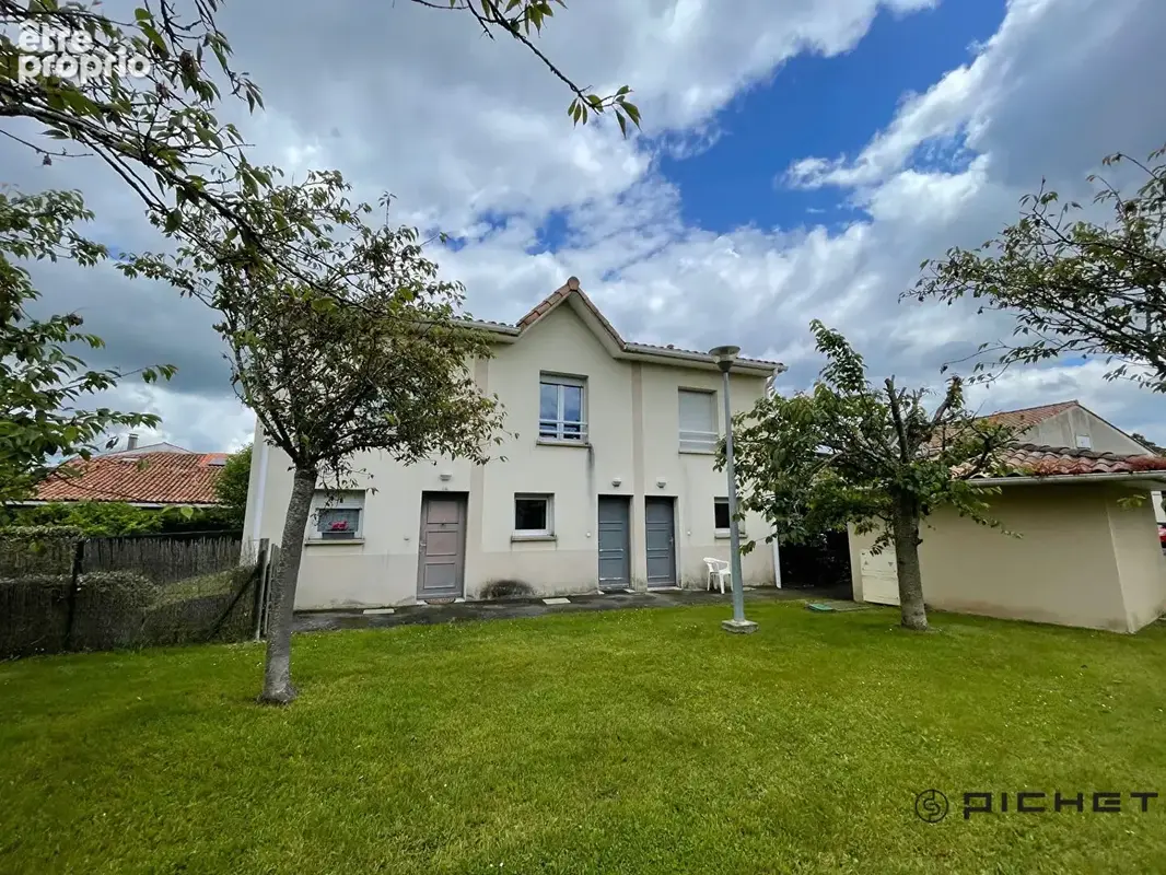 Maison Montrejeau 3 pièce(s) 60 m2 - photo 1
