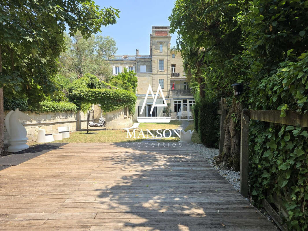 Appartement à BORDEAUX
