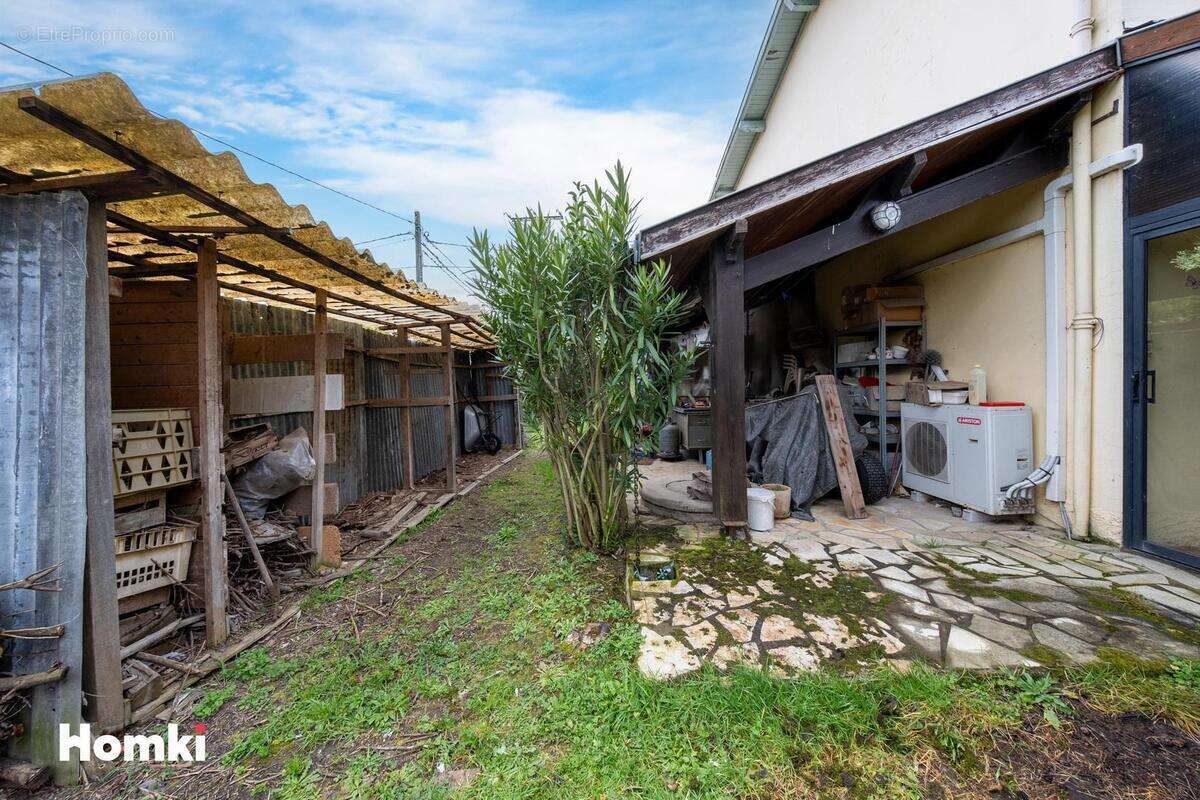 Terrain à LABARTHE-SUR-LEZE