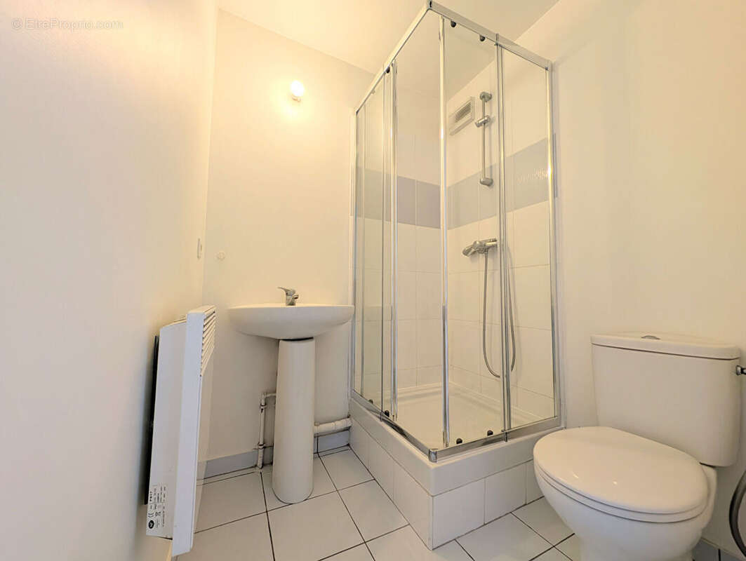 Appartement à SARTROUVILLE