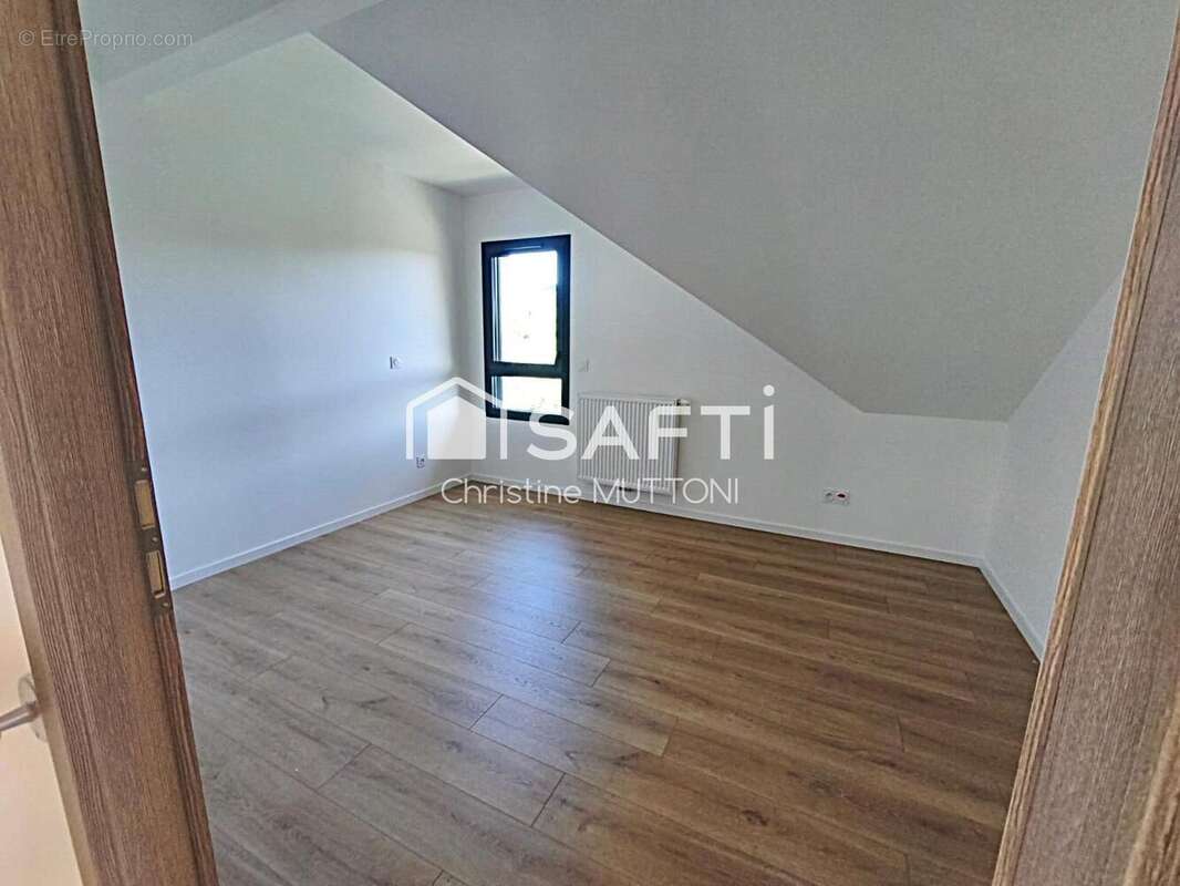 Photo 7 - Maison à CREMPIGNY-BONNEGUETE