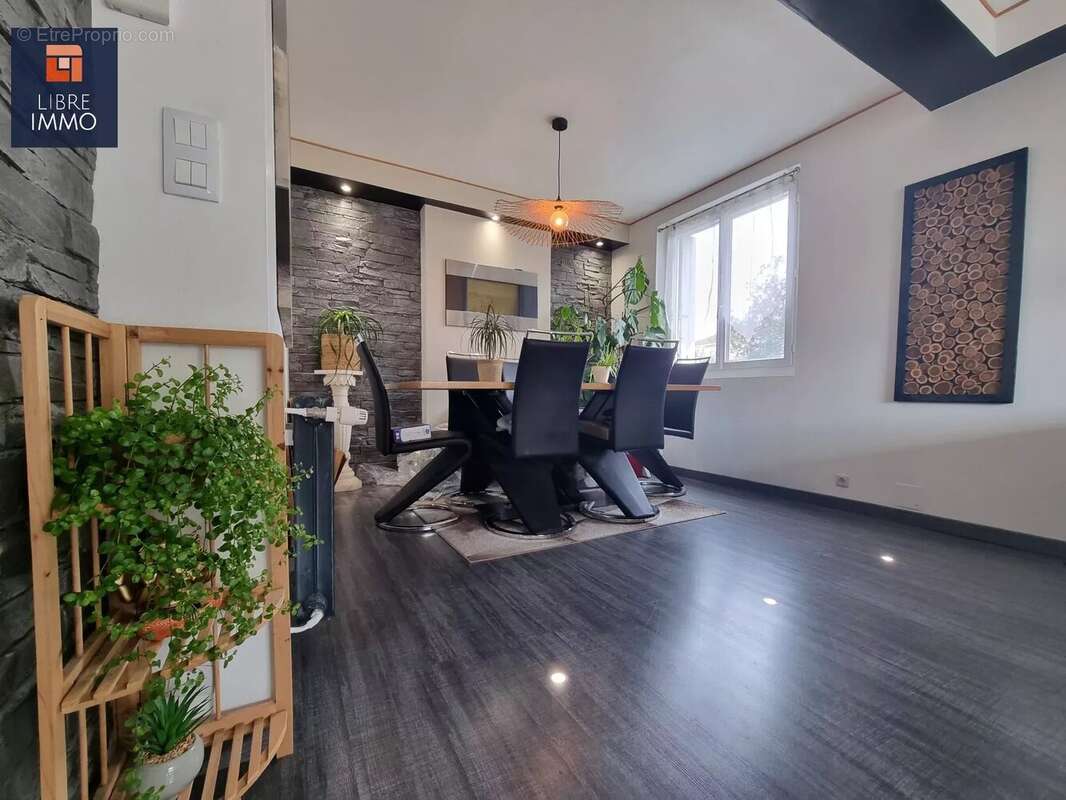 Appartement à BILLERE