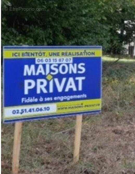 Terrain à LA ROCHE-SUR-YON