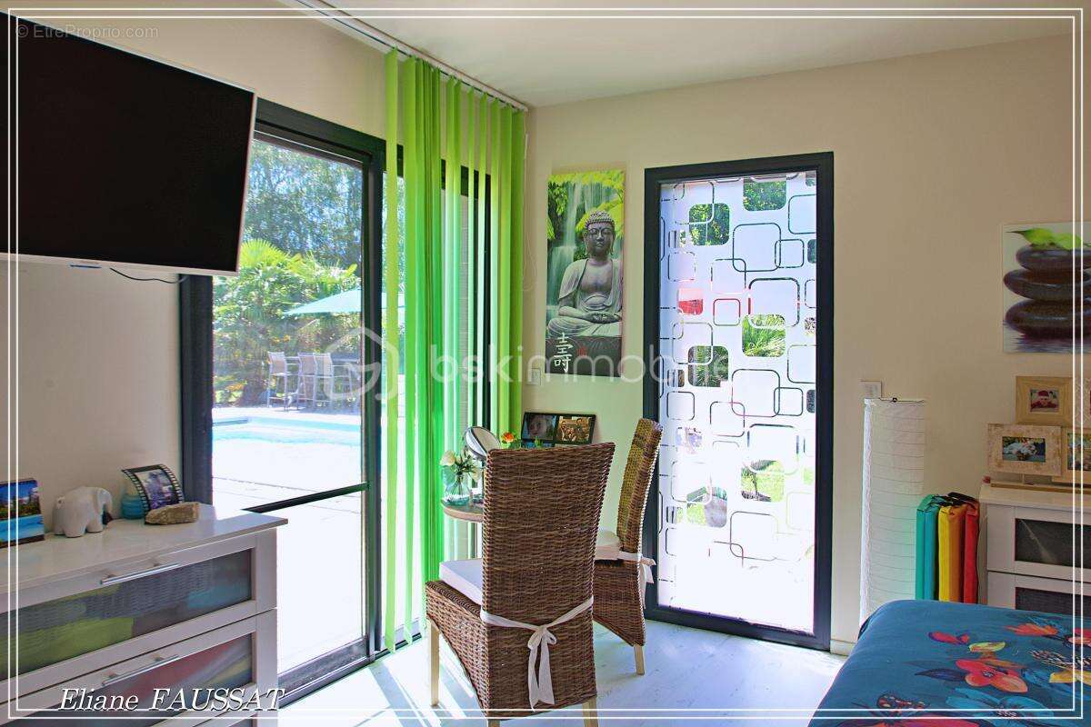 Maison contemporaine d'exception, 235 m² de bien être et d'art de vivre sur 1818 m² de terrain - photo 16