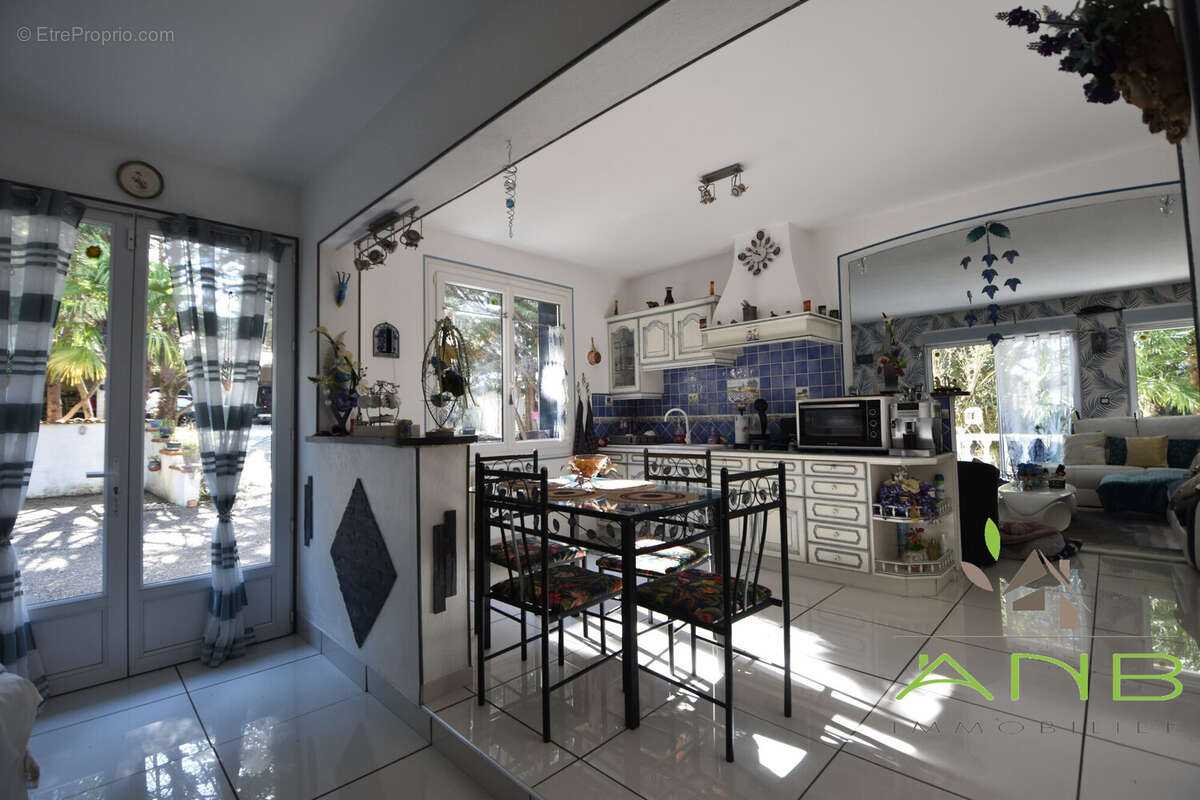 Maison à L'ISLE-D'ESPAGNAC